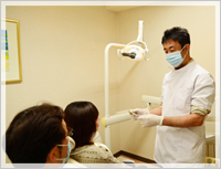 歯科医師と歯科技工士の話し合い